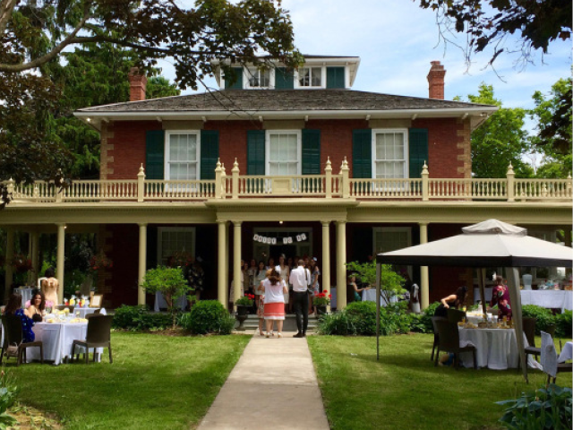 Front view of Waverley Place